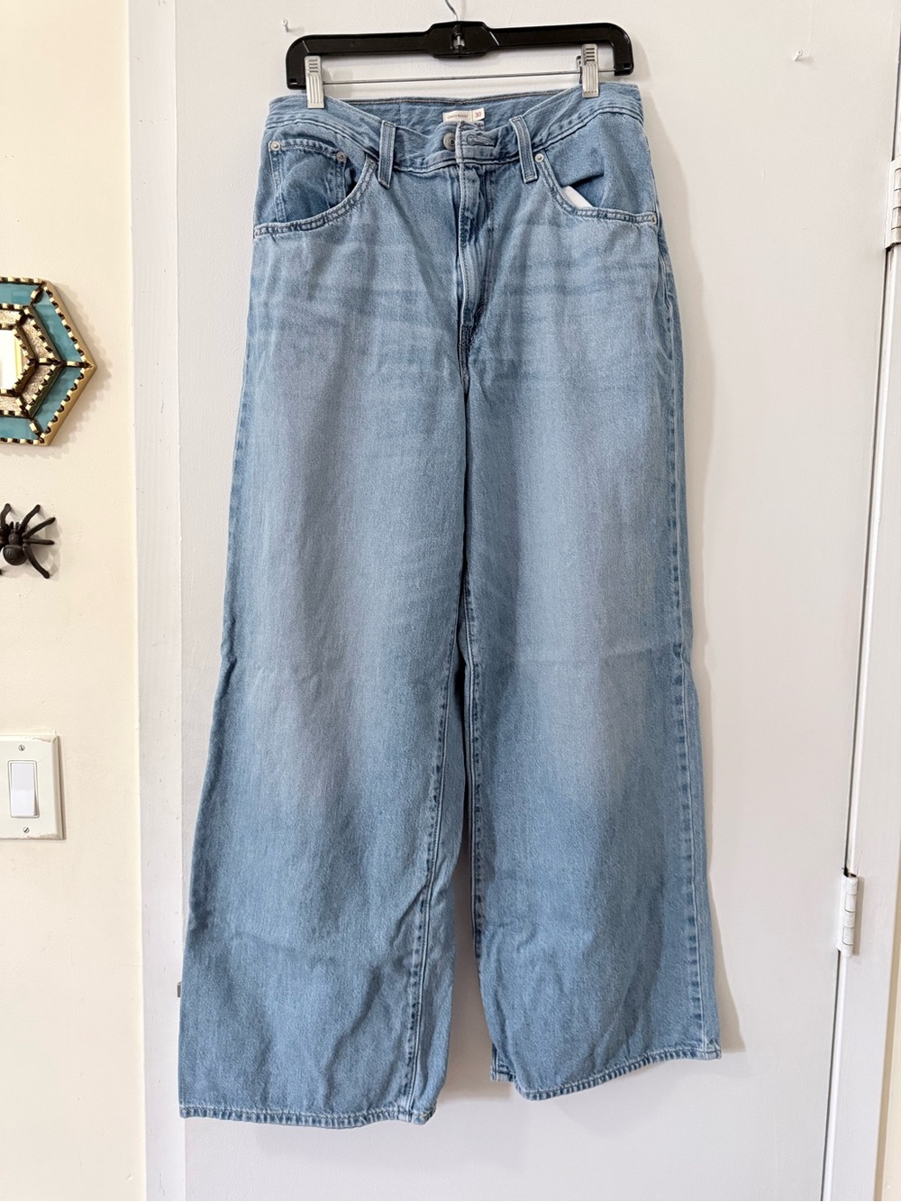 Levi's Cinch Light Blue Wide-Leg Jeans